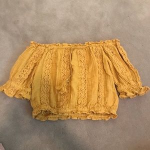 American Eagle Outfitters Tops - American Eagle yellow crop top American Eagle Outfitters Tops - American Eagle yellow crop top
